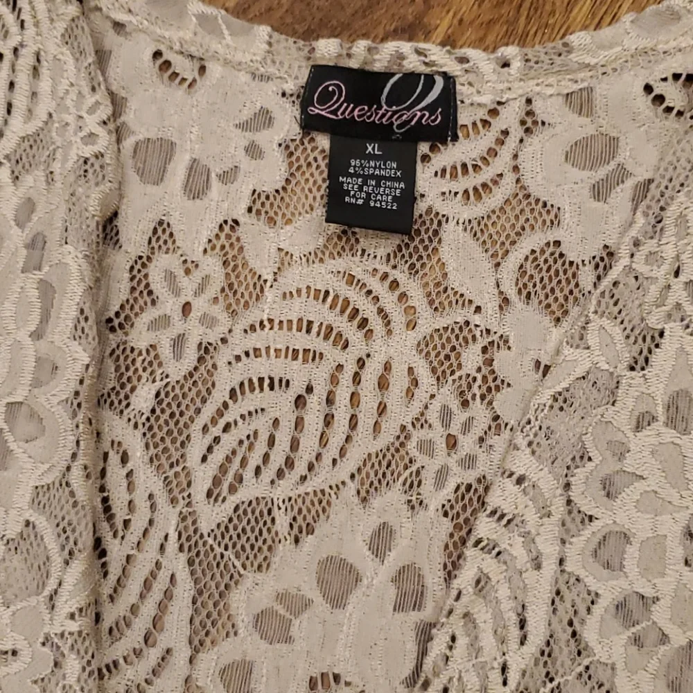 Womens beige lace kimono with fringe size XL